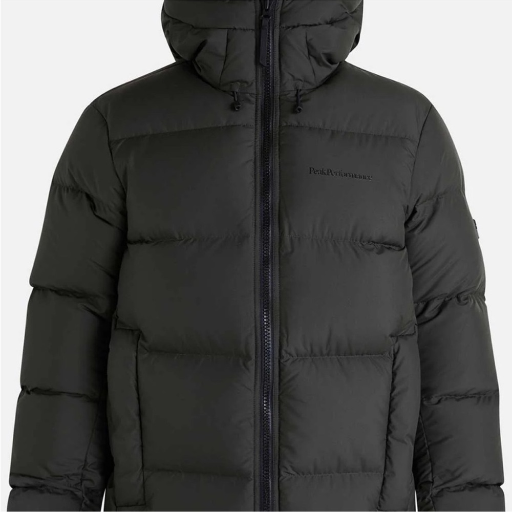 Peak Performance Rivel Jacket and Maroon Ski Pants (2 items)